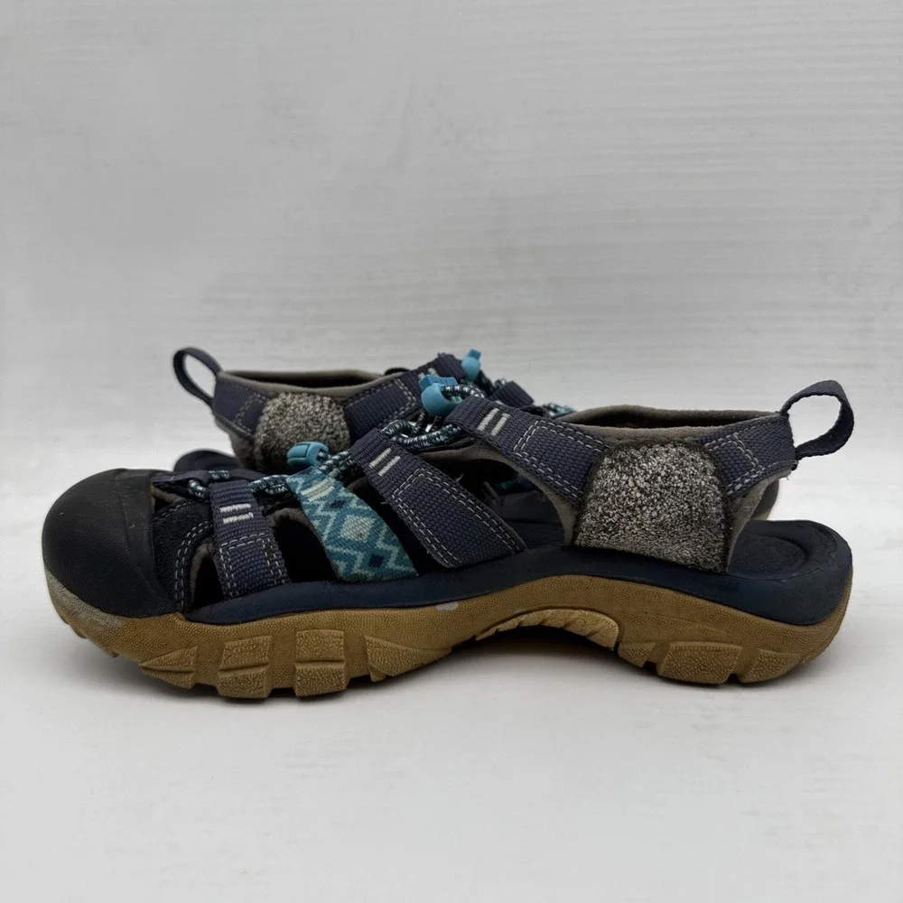 KEEN Newport H2 Navy Blue Waterproof Bumper Toe Hiking Trail Sandal Women Size 7